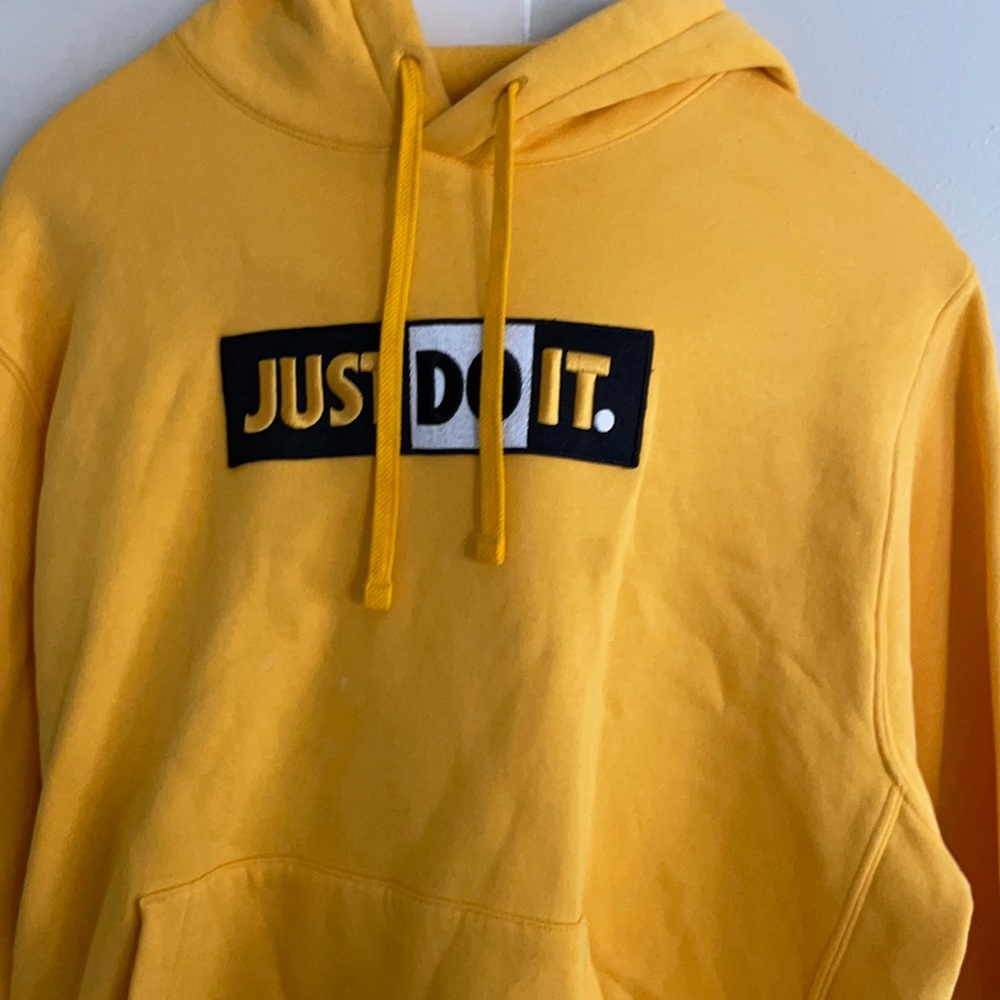 Yellow nike hoody